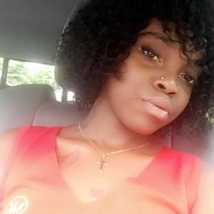 Meet your Posher, Karisma